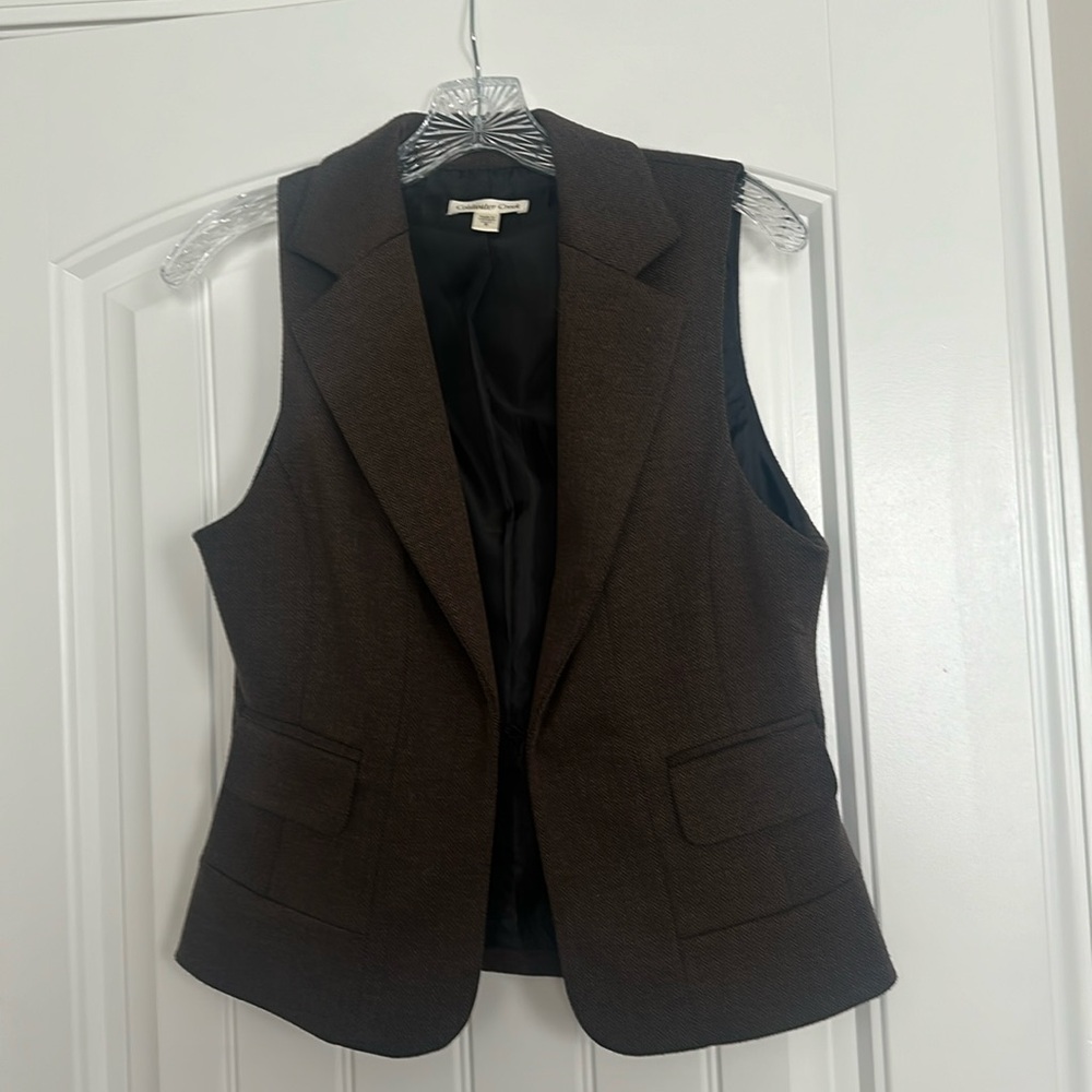 Coldwater Creek fitted tweed vest with lapels. Women’s size 8. Fully lined.